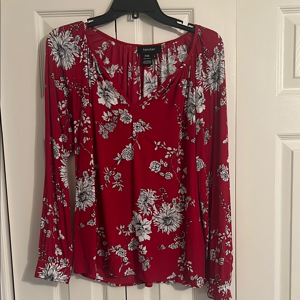Karen Kane Women's Red Floral Top